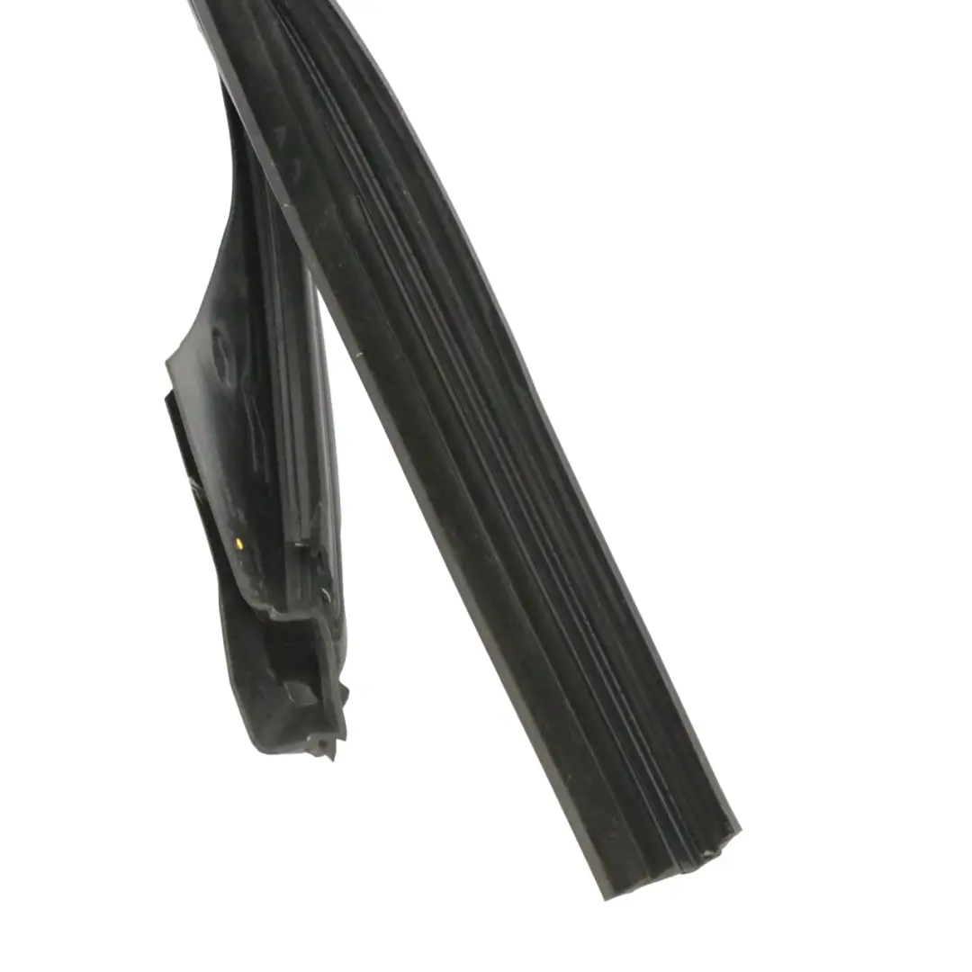 Mercedes W213 Door Seal Sealing Window Front Right O/S Guide Frame - SKU A2137252800-1 - Part number A2137252800