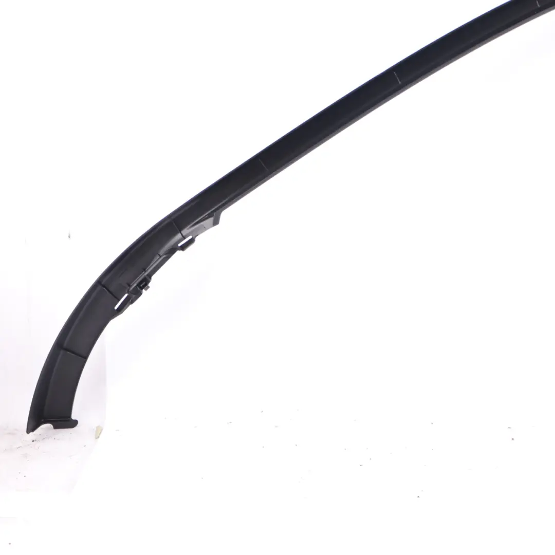 Mercedes W213 Cadre Fenêtre Couverture Avant Gauche Garniture Porte - SKU A2137270100 - Numéro de pièce A2137270100