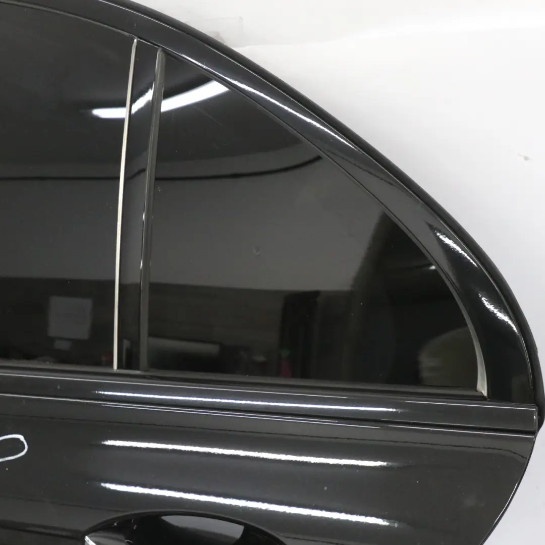 Mercedes W213 Limousine Tür hinten links Obsidianschwarz Metallic - 197 - SKU A2137300105-OB2 - Teilenummer A2137300105