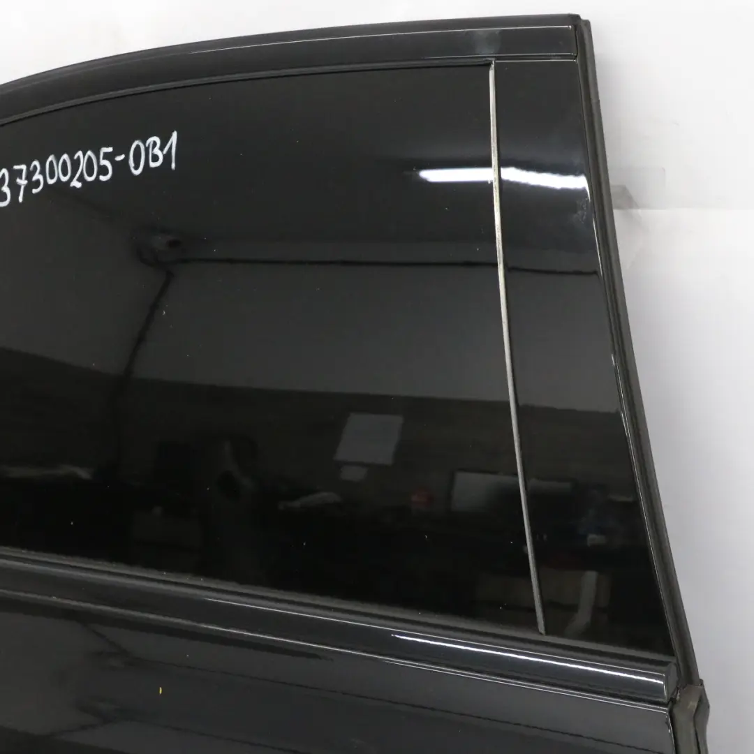 Mercedes W213 Drzwi Prawe Tylne Obsidian Black Czarny Metalik - 197 - SKU A2137300205-OB1 - Numer Części A2137300205