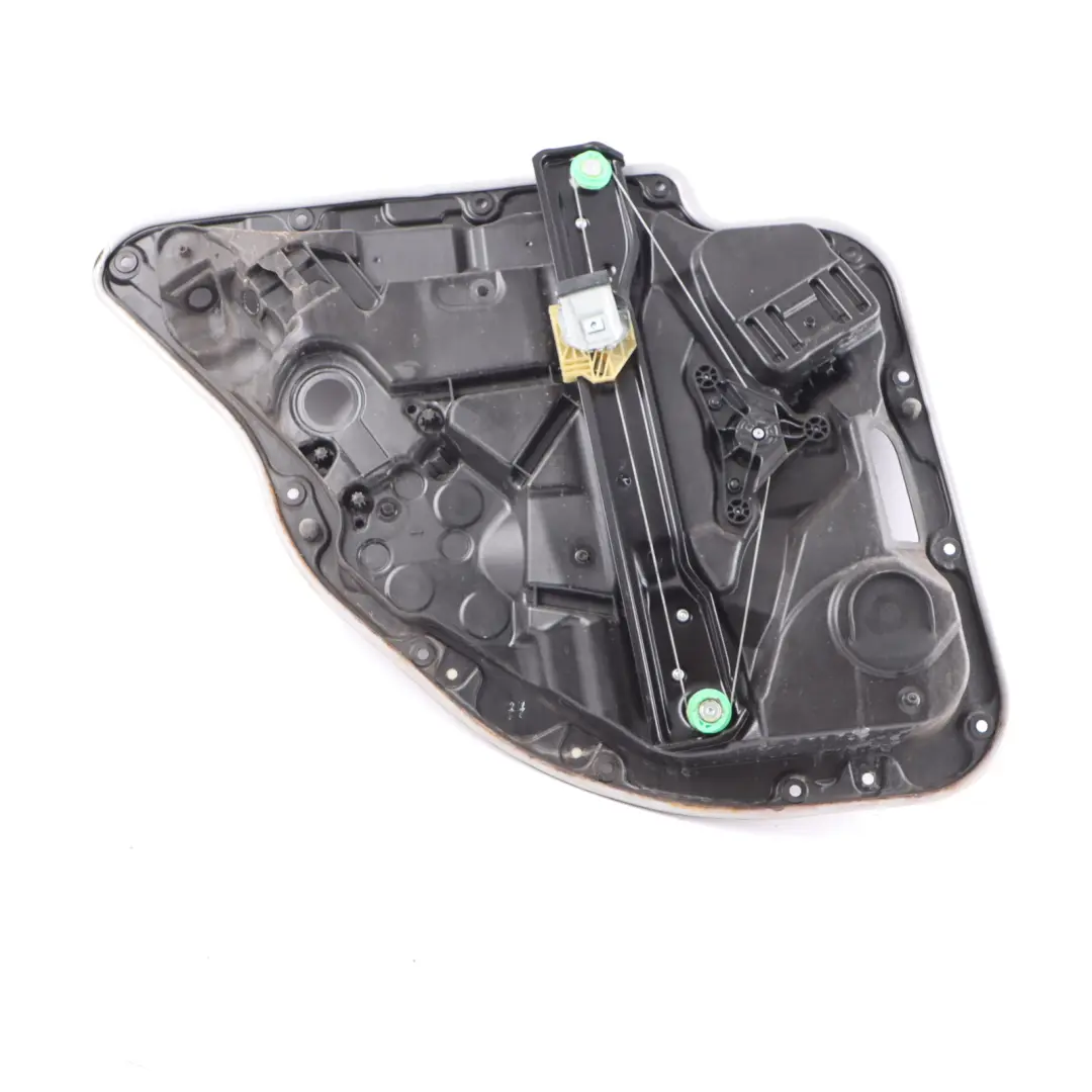 Mechanizm Podnośnika Szyby Tylne Prawe Drzwi do Mercedes W213 o numerze A2137306805 Mercedes W213 Mechanizm Podnośnika Szyby Tylne Prawe Drzwi - SKU A2137306805 - Numer Części A2137306805
