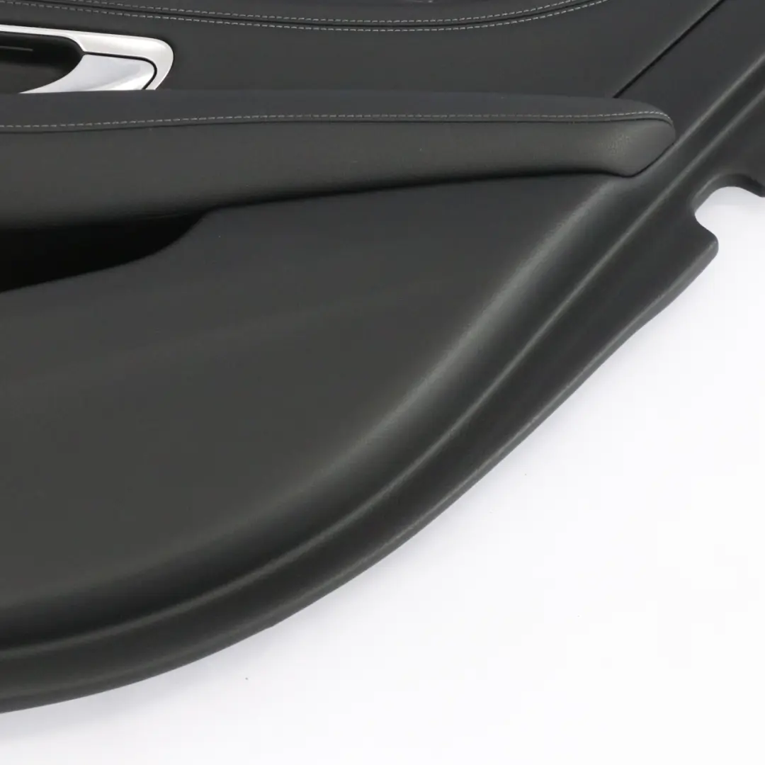Mercedes W213 Puerta de la cubierta de la tarjeta trasera derecha panel negro - SKU A2137307805 - Número de pieza A2137307805