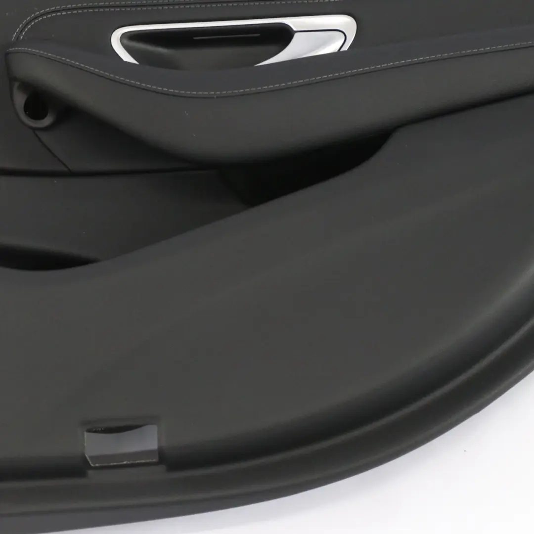 Mercedes W213 Puerta de la cubierta de la tarjeta trasera derecha panel negro - SKU A2137307805 - Número de pieza A2137307805