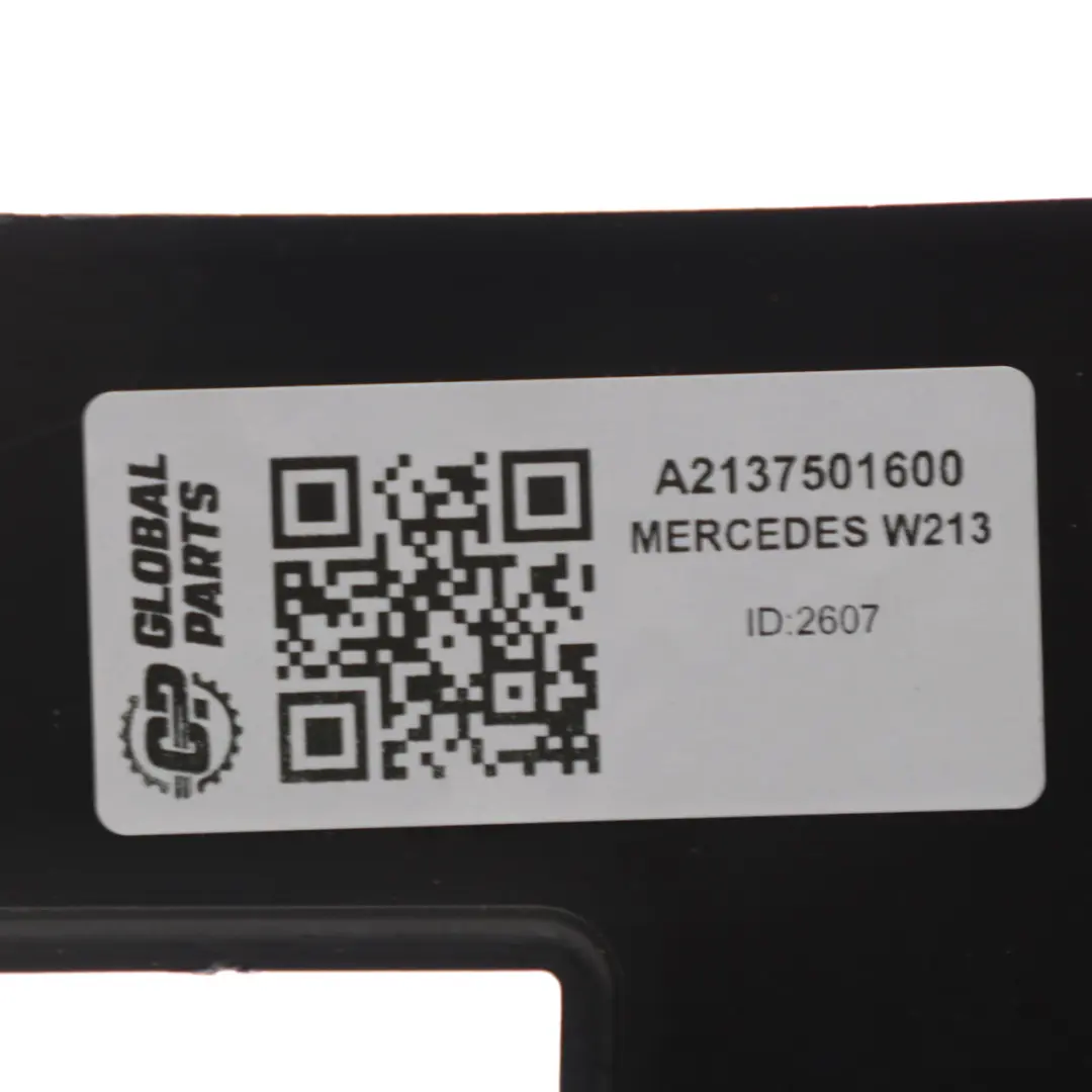 Griffleiste Mercedes W213 Kofferraumklappe Schwarz Schloss abdeckung für mit Teilenummer A2137501600 Griffleiste Mercedes W213 Kofferraumklappe Schwarz Schloss abdeckung - SKU A2137501600 - Teilenummer A2137501600