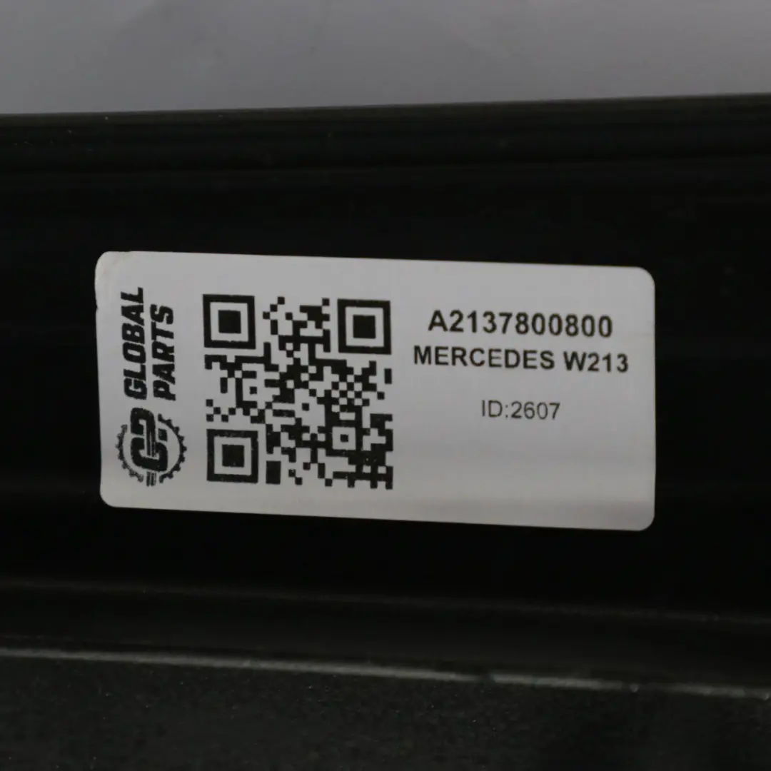 Szyberdach Przesuwny Dach Środkowe Okno AS3 do Mercedes W213 o numerze A2137800800 Mercedes W213 Szyberdach Przesuwny Dach Środkowe Okno AS3 - SKU A2137800800 - Numer Części A2137800800