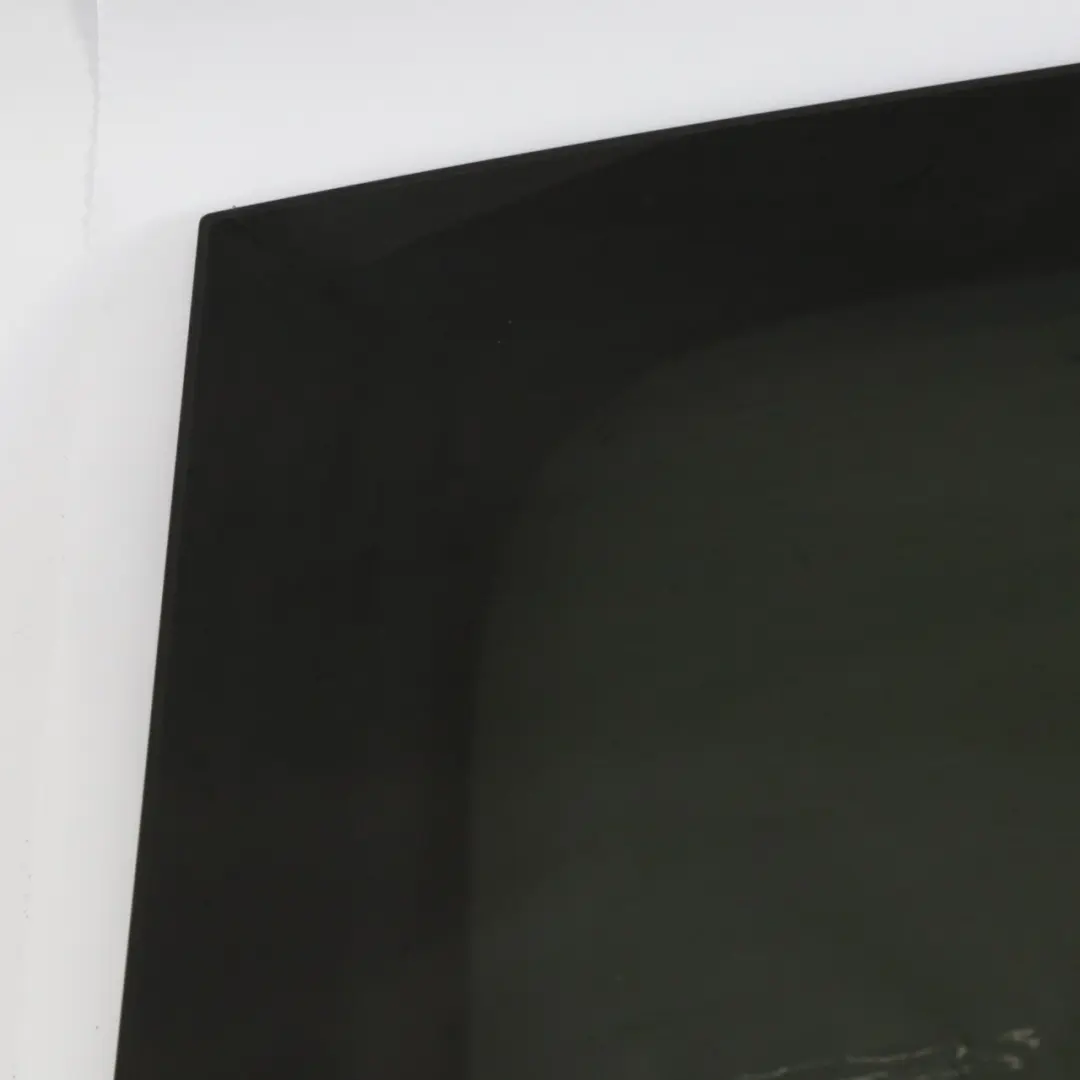 Techo corredizo Ventana central Vidrio Panel acristalamiento AS3 para Mercedes W213 con número de pieza A2137800800 Mercedes W213 Techo corredizo Ventana central Vidrio Panel acristalamiento AS3 - SKU A2137800800 - Número de pieza A2137800800