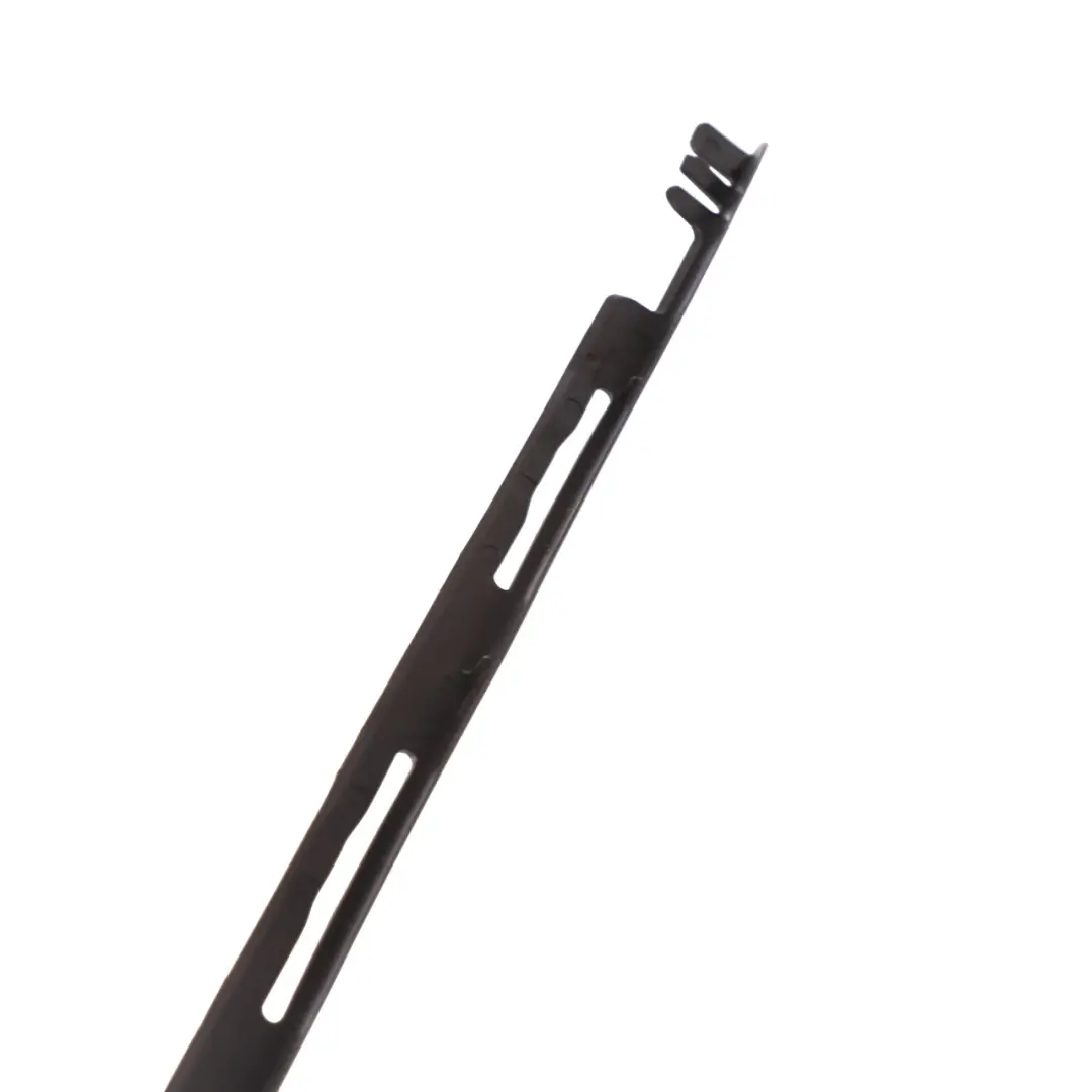 Tapa del techo solar panorámico Mercedes W213 Tira raíl izquierda para con número de pieza A2137820100 Tapa del techo solar panorámico Mercedes W213 Tira raíl izquierda - SKU A2137820100 - Número de pieza A2137820100