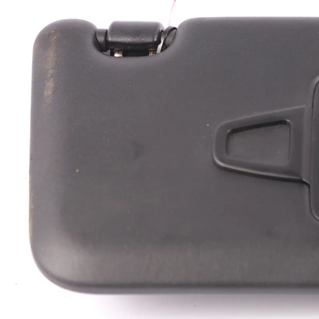 Pare-soleil Mercedes W213 Cache droit avant noir pour à propos du numéro de pièce A2138106201 Pare-soleil Mercedes W213 Cache droit avant noir - SKU A2138106201-1 - Numéro de pièce A2138106201