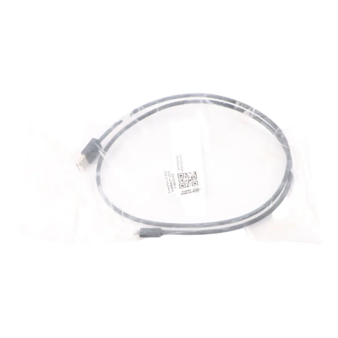 USB Wire Mercedes W156 W205 W213 Media Interface Cable Lightning NTG5/NTG5.5 to with Part number A2138204502 USB Wire Mercedes W156 W205 W213 Media Interface Cable Lightning NTG5/NTG5.5 - SKU A2138204502 - Part number A2138204502