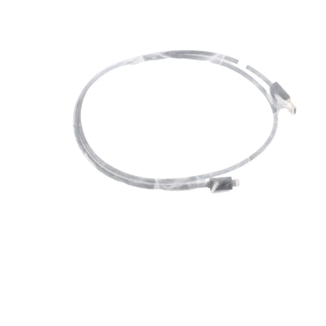USB Wire Mercedes W156 W205 W213 Media Interface Cable Lightning NTG5/NTG5.5 to with Part number A2138204502 USB Wire Mercedes W156 W205 W213 Media Interface Cable Lightning NTG5/NTG5.5 - SKU A2138204502 - Part number A2138204502