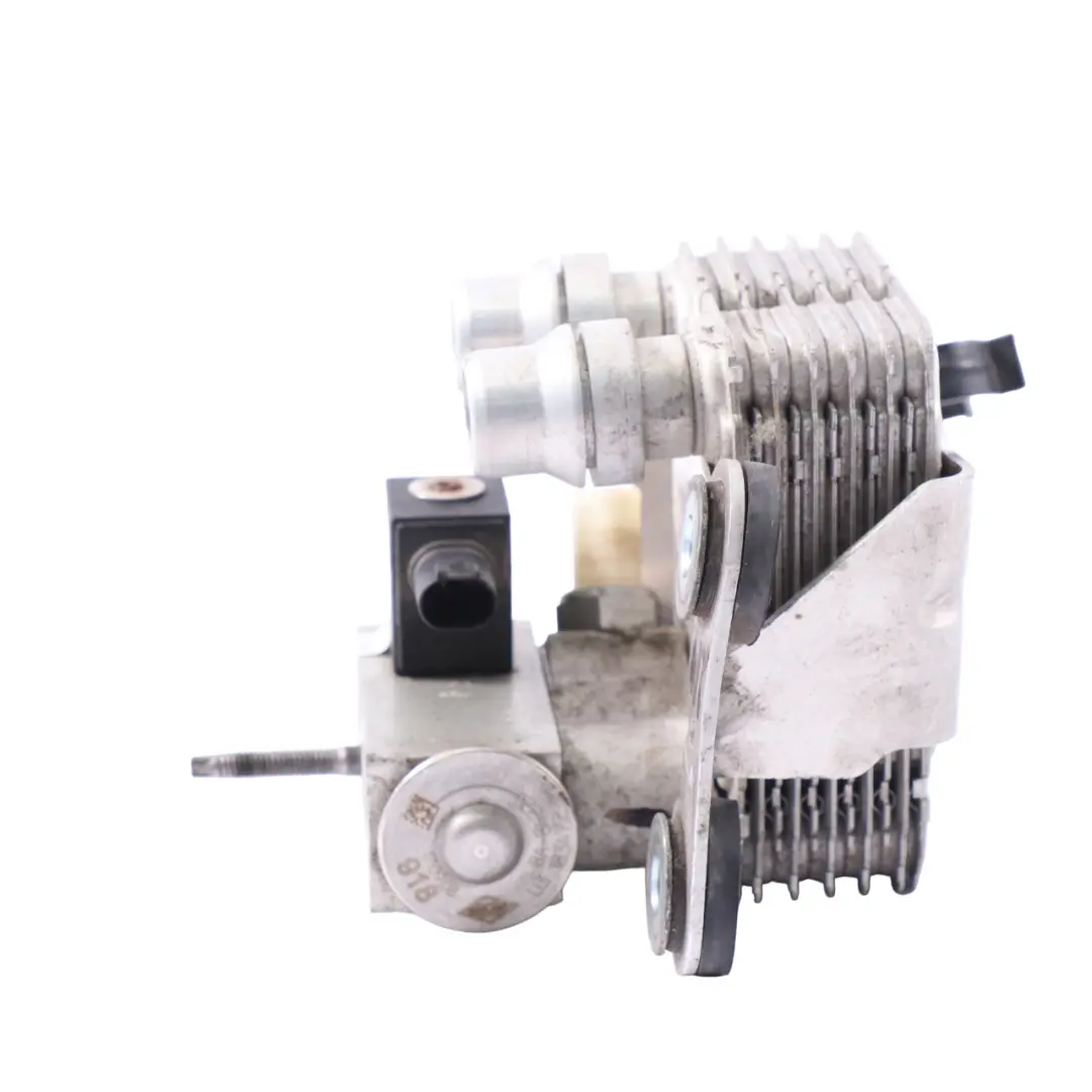 Intercambiador calor evaporador para Mercedes GLC 300e X253 Hybrid Coupe con número de pieza A2138306801 Mercedes GLC 300e X253 Hybrid Coupe Intercambiador calor evaporador - SKU A2138306801 - Número de pieza A2138306801