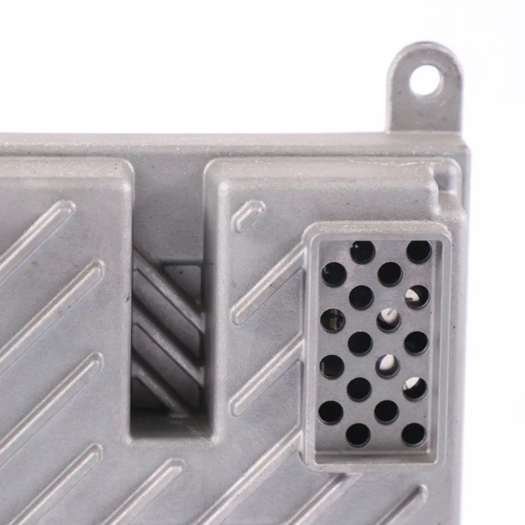 Verstärkermodul Audio Burmester für Mercedes W213 W222 C257 mit Teilenummer A2139000124 Mercedes W213 W222 C257 Verstärkermodul Audio Burmester - SKU A2139000124 - Teilenummer A2139000124