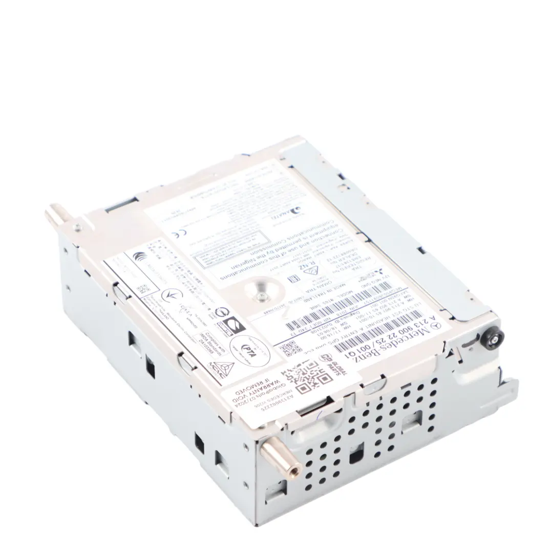 Mercedes W205 Nawigacja Radio GPS - SKU A2139002225 - Numer Części A2139002225