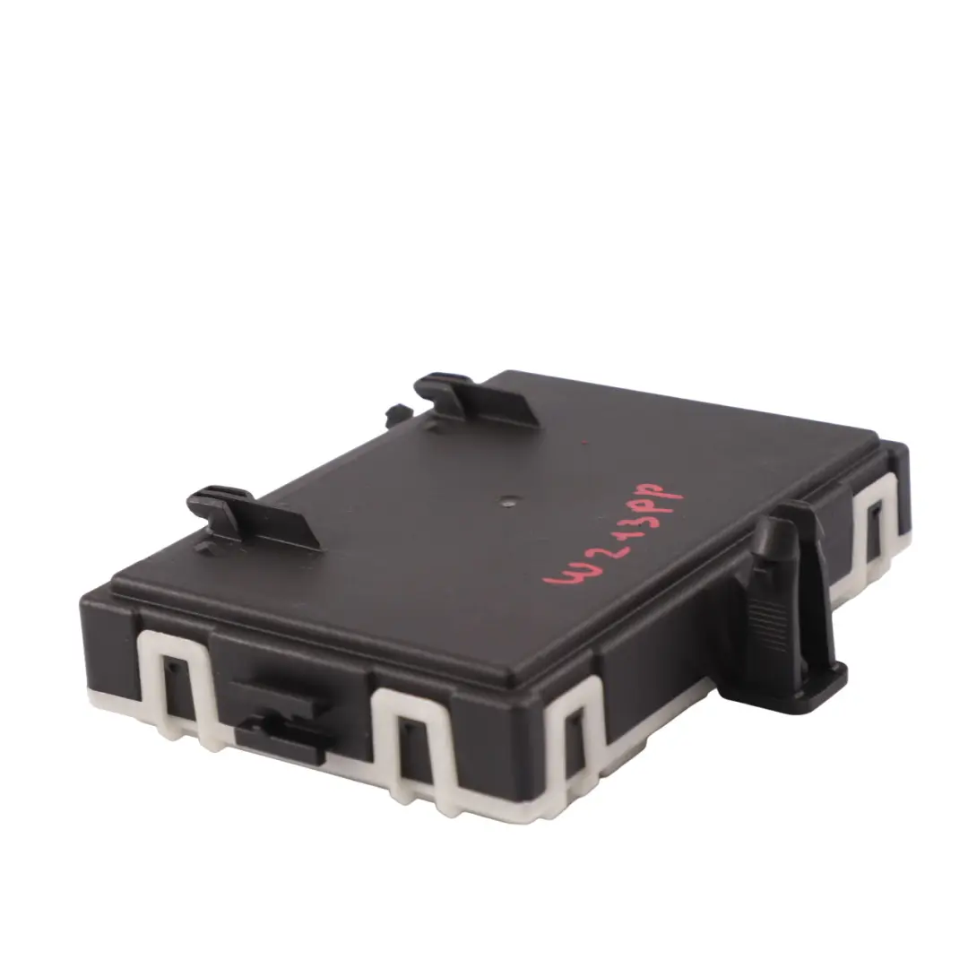 Unité contrôle Mercedes W213 W217 Module commande porte avant droite pour à propos du numéro de pièce A2139002522 Unité contrôle Mercedes W213 W217 Module commande porte avant droite - SKU A2139002522 - Numéro de pièce A2139002522