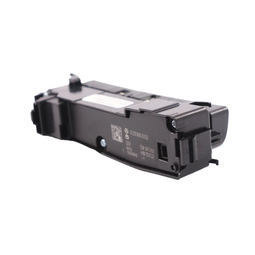 Interruttore Volume Start Stop Console Bassa Sinistra per Mercedes W205 con numero di parte A2139050102 Mercedes W205 Interruttore Volume Start Stop Console Bassa Sinistra - SKU A2139050102-1 - Numero di parte A2139050102