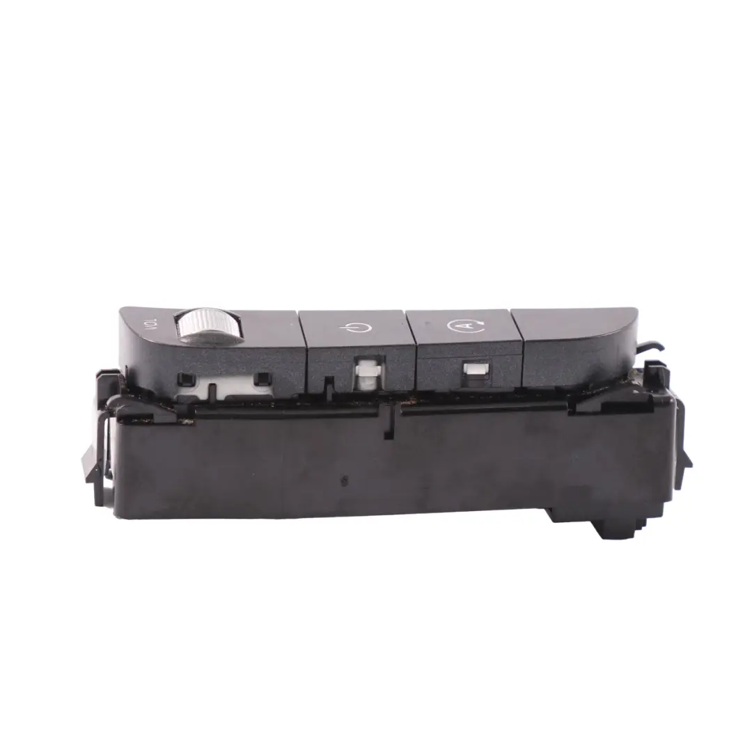 Mercedes W205 Commutateur volume Start Stop inférieure gauche - SKU A2139050102-1 - Numéro de pièce A2139050102
