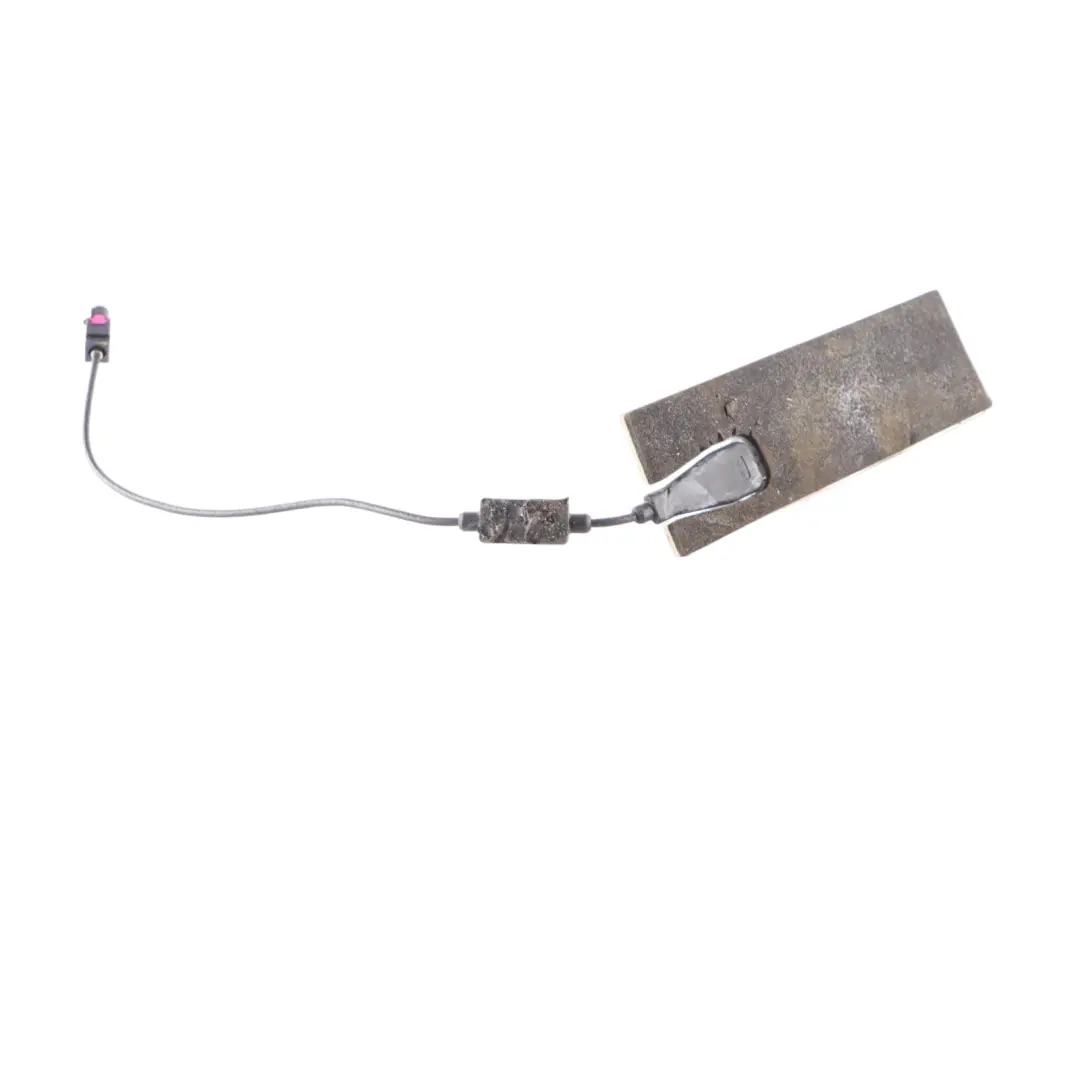 Mercedes W213 Antenna Rear Window Left N/S - SKU A2139059500 - Part number A2139059500