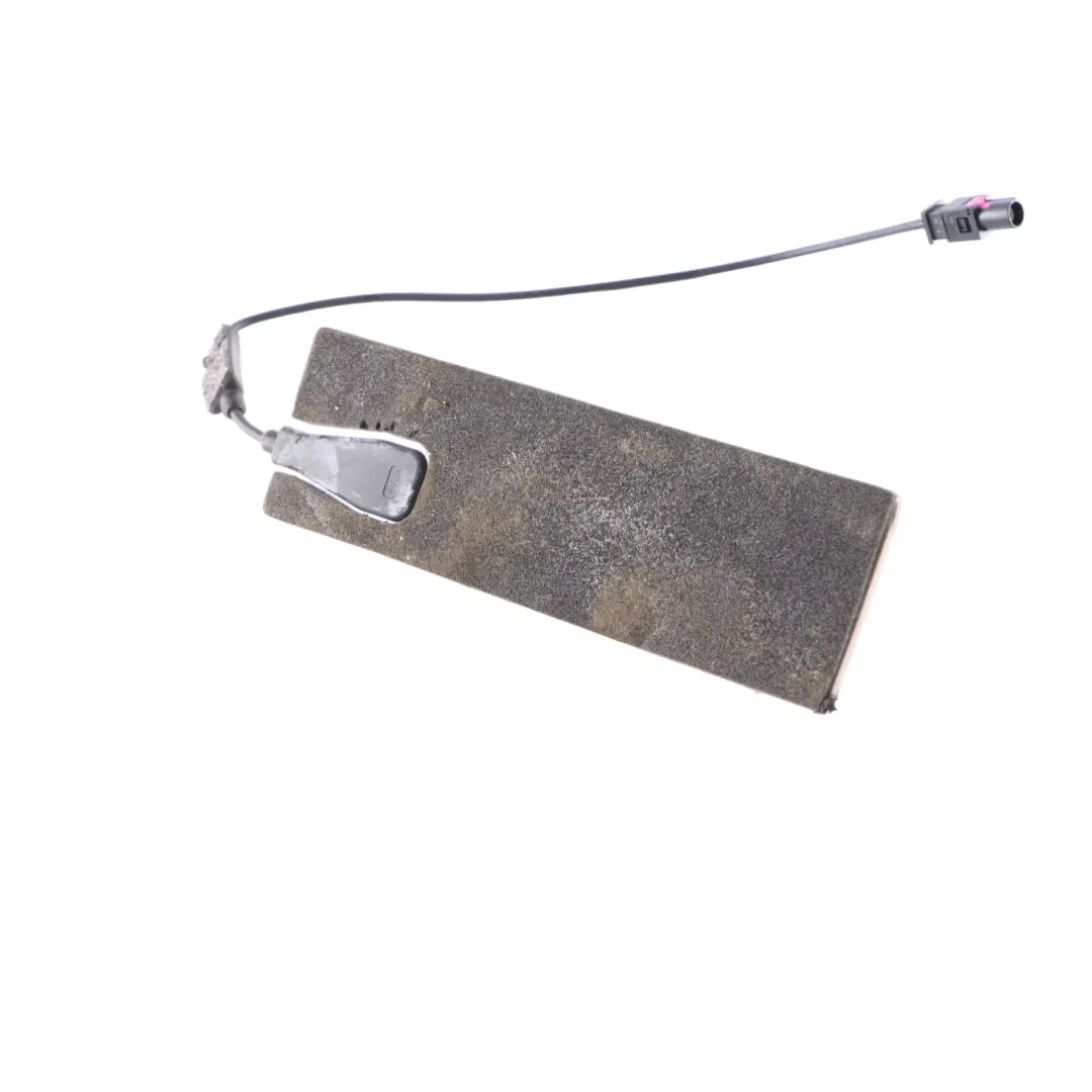 Mercedes W213 Antenna Rear Window Left N/S - SKU A2139059500 - Part number A2139059500