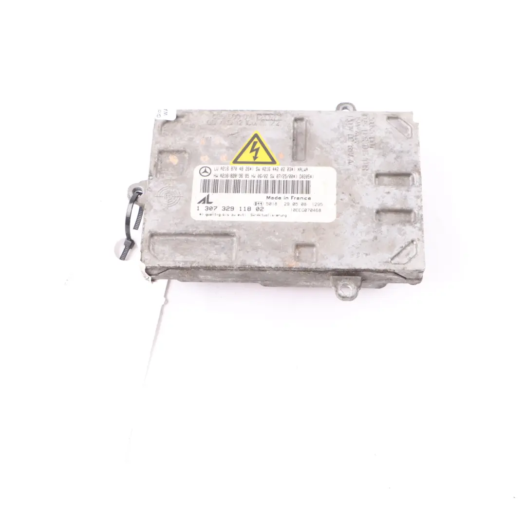 Headlamp Headlight Ballast Control Unit Module to Mercedes W221 Xenon with Part number A2168704826 Mercedes W221 Xenon Headlamp Headlight Ballast Control Unit Module - SKU A2168704826 - Part number A2168704826