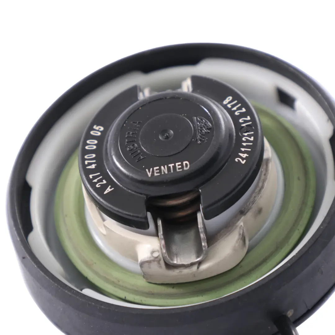 Tapón del depósito combustible para Mercedes GLC 300e Hybrid X253 Coupe con número de pieza A2174700005 Mercedes GLC 300e Hybrid X253 Coupe Tapón del depósito combustible - SKU A2174700005 - Número de pieza A2174700005