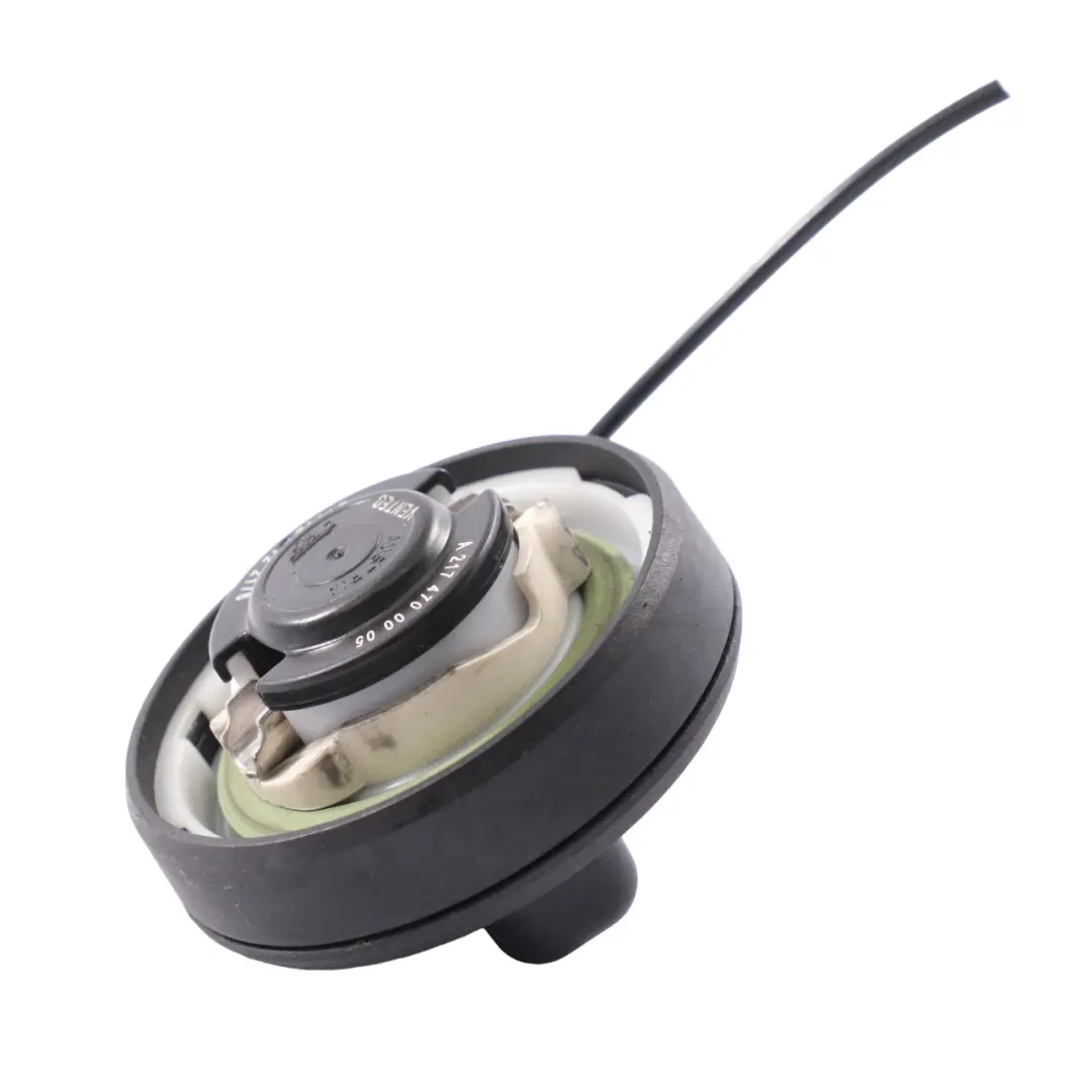Bouchon de réservoir carburant pour Mercedes GLC 300e Hybrid X253 Coupe à propos du numéro de pièce A2174700005 Mercedes GLC 300e Hybrid X253 Coupe Bouchon de réservoir carburant - SKU A2174700005 - Numéro de pièce A2174700005