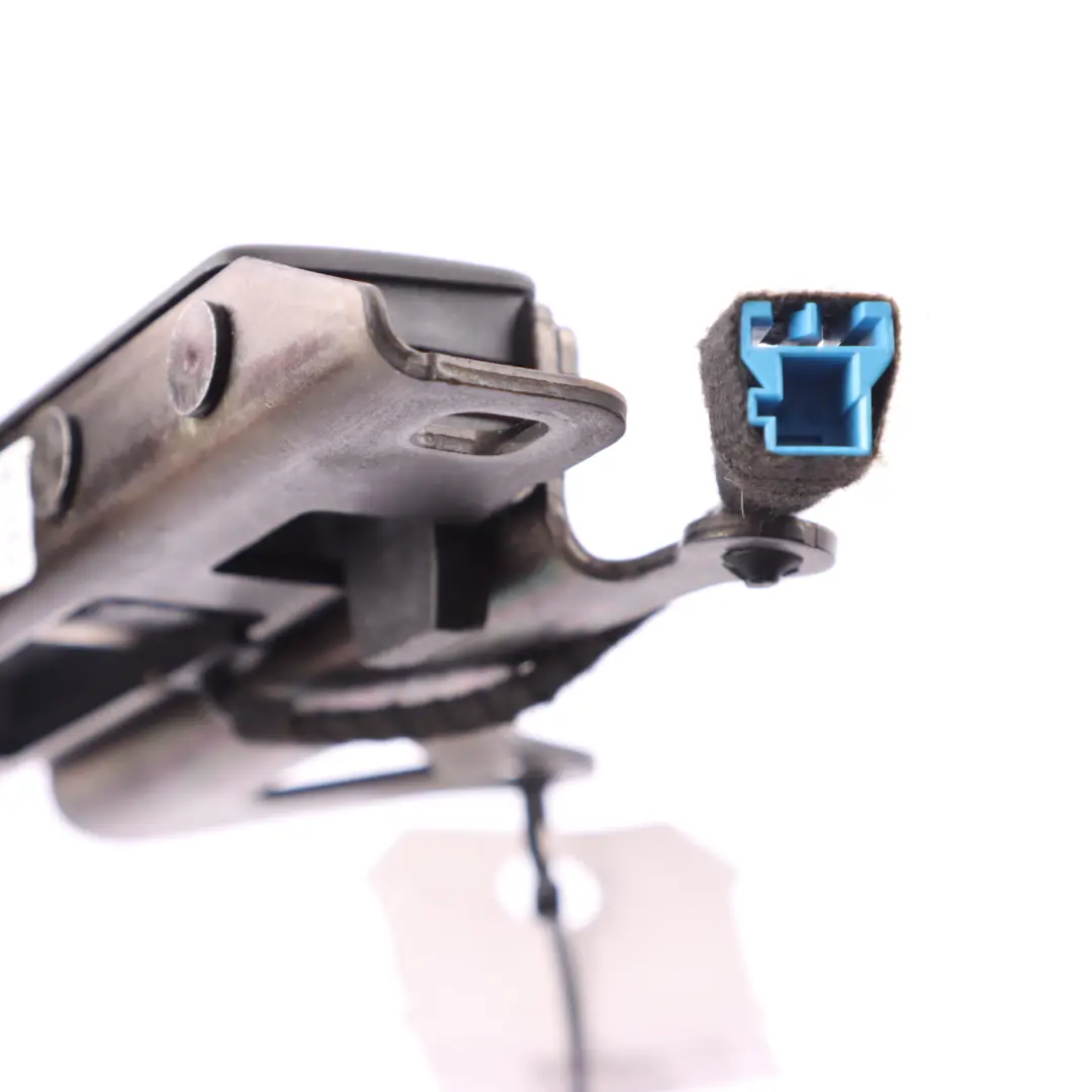 Support Verrouillage Capote Gauche pour Mercedes A205 Cabriolet à propos du numéro de pièce A2177700322 Mercedes A205 Cabriolet Support Verrouillage Capote Gauche - SKU A2177700322 - Numéro de pièce A2177700322