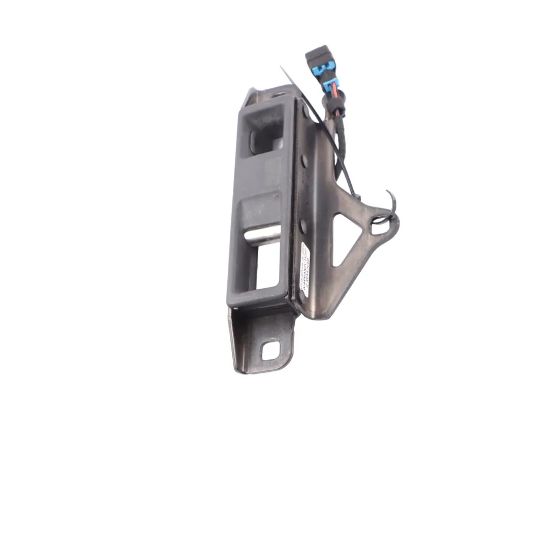 Mercedes A205 Cabrio Mocowanie Zamka Prawe Składanego Dachu - SKU A2177700422 - Numer Części A2177700422