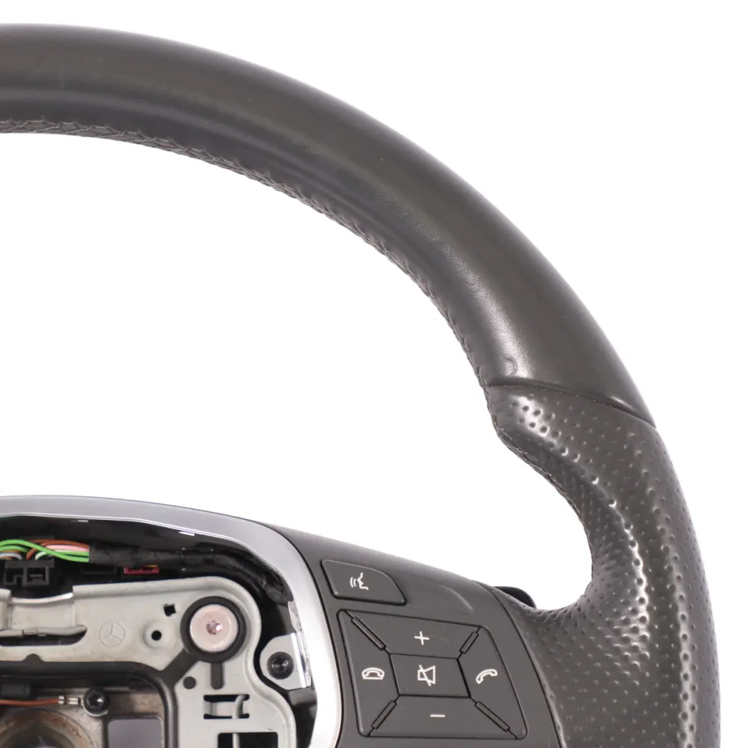  Volant Mercedes W204 W212 Cuir Noir Multifonction Palettes Changement Vitesse - SKU A2184600618 - Numéro de pièce A2184600618