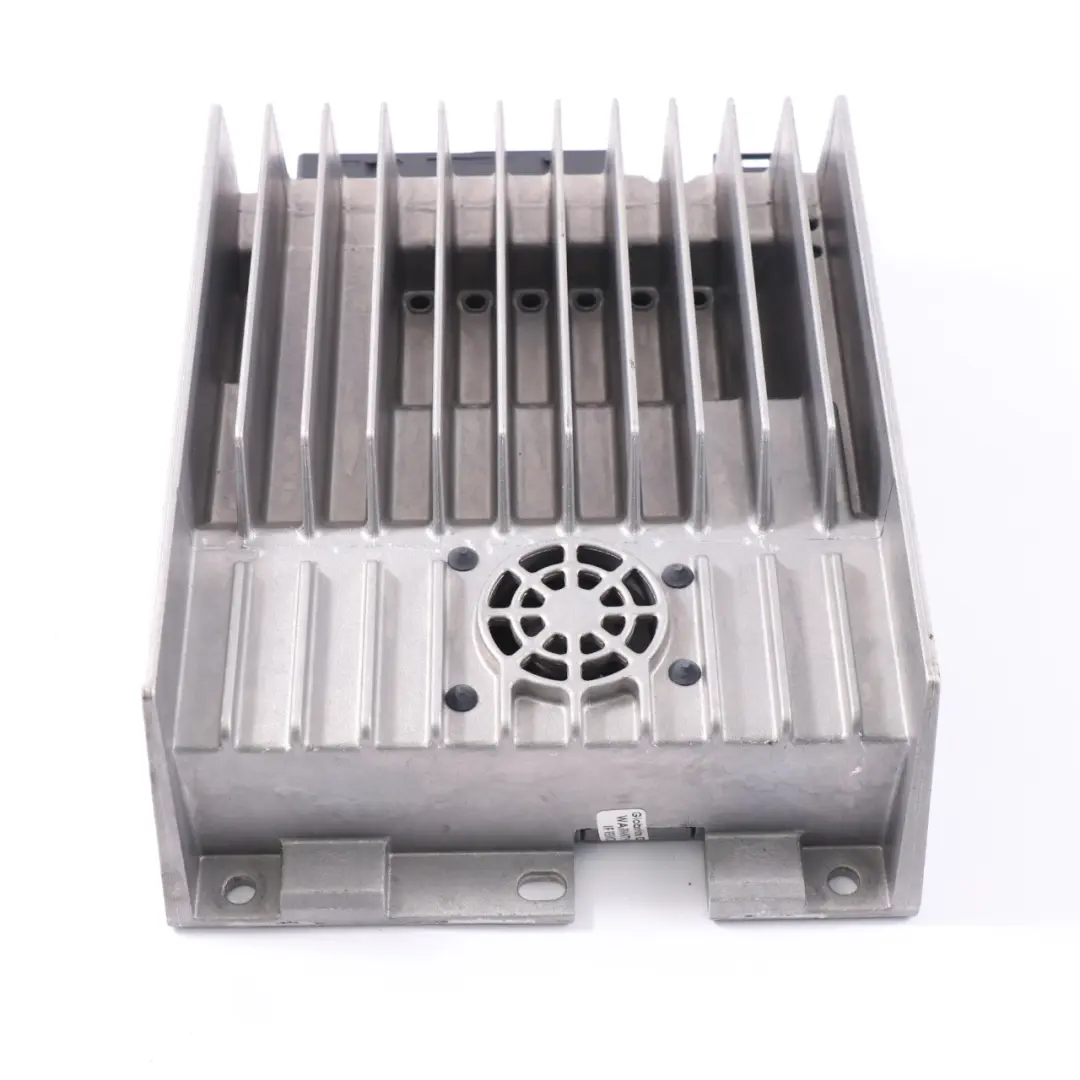 Sound-Verstärker Mercedes W176 W205 W212 Moduleinheit Harman/Becker für mit Teilenummer A2189001408 Sound-Verstärker Mercedes W176 W205 W212 Moduleinheit Harman/Becker - SKU A2189001408 - Teilenummer A2189001408