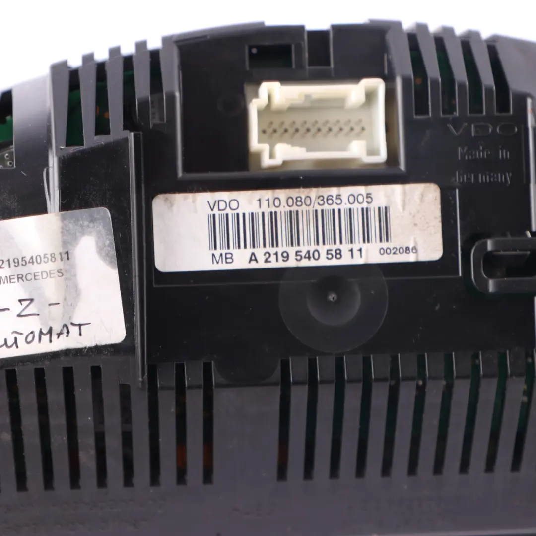 Cluster Speedometer Clocks Automat to Mercedes C219 Diesel with Part number A2195405811 Mercedes C219 Diesel Cluster Speedometer Clocks Automat - SKU rhd-A2195405811 - Part number A2195405811