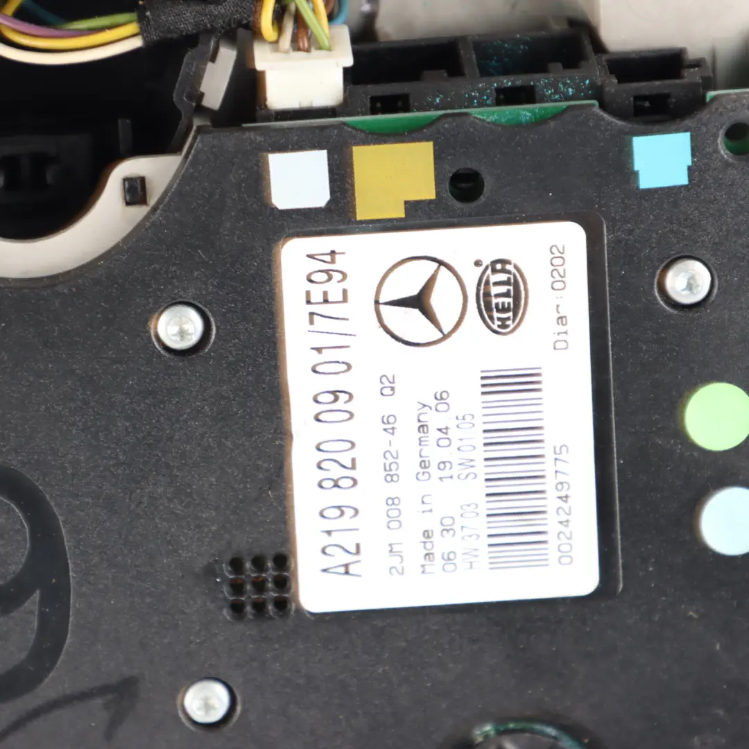 Dachleuchte Mercedes CLS C219 Innenleuchte Leseleuchte Grau für mit Teilenummer A2198200901 Dachleuchte Mercedes CLS C219 Innenleuchte Leseleuchte Grau - SKU A2198200901 - Teilenummer A2198200901