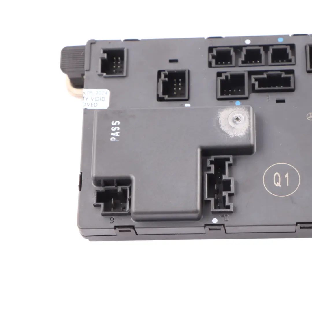 Door Control Module Front Right O/S to Mercedes C219 Passenger with Part number A2198201226 Mercedes C219 Passenger Door Control Module Front Right O/S - SKU A2198201226 - Part number A2198201226