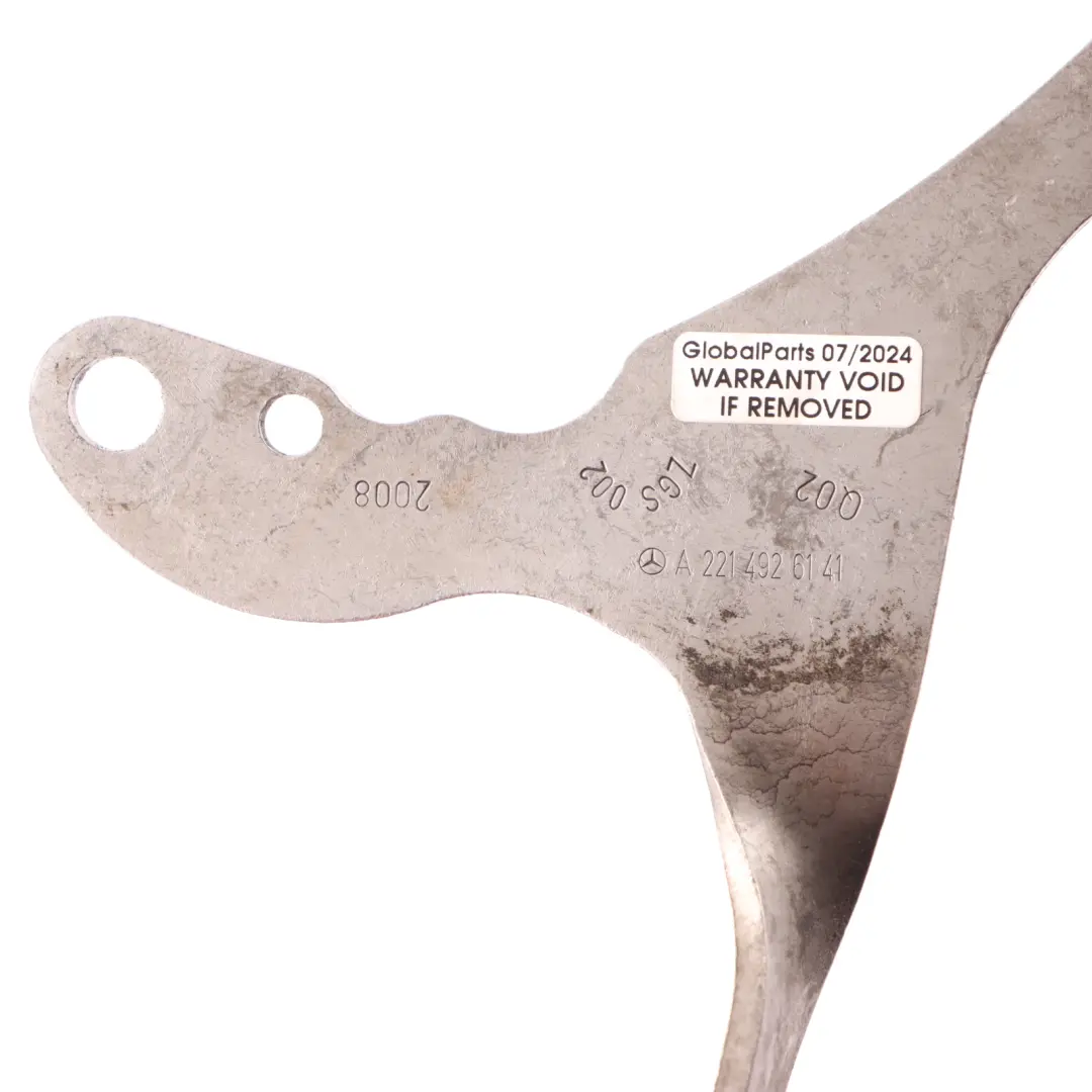 Uchwyt Mocowanie Łapa Katalizatora Silnika do Mercedes W221 o numerze A2214926141 Mercedes W221 Uchwyt Mocowanie Łapa Katalizatora Silnika - SKU A2214926141 - Numer Części A2214926141