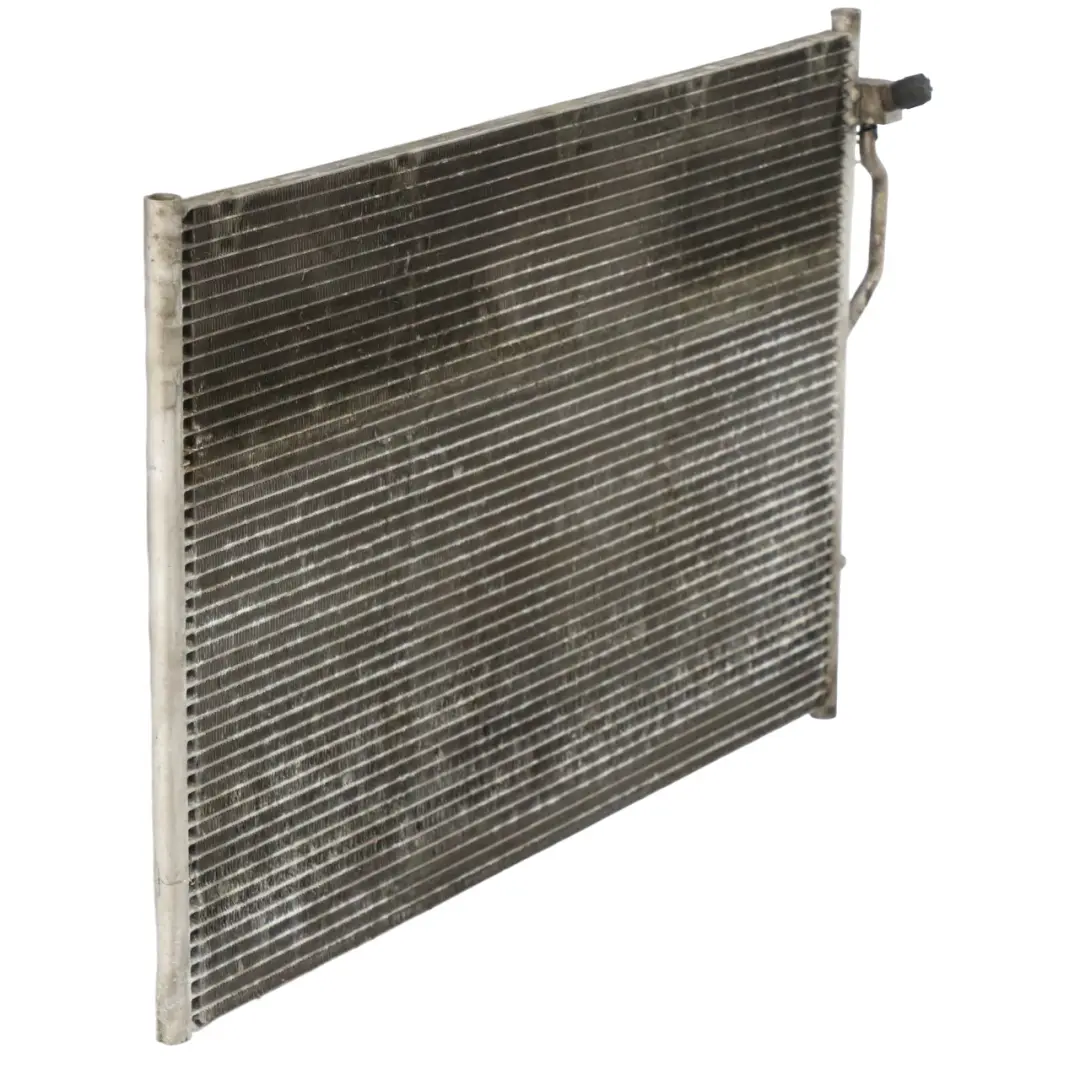 Mercedes C216 W221 Liquide refroidissement Radiateur Condenseur - SKU A2215000554 - Numéro de pièce A2215000554