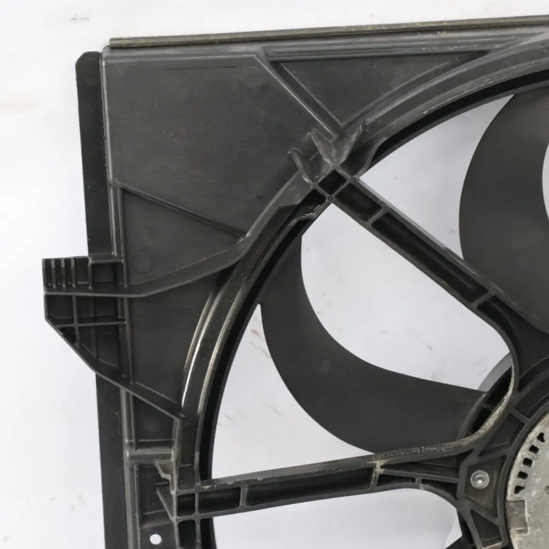 Renault Trafic II Radiateur de refroidissement Ventilateur 1831484016 - SKU A2215000793 - Numéro de pièce A2215000793