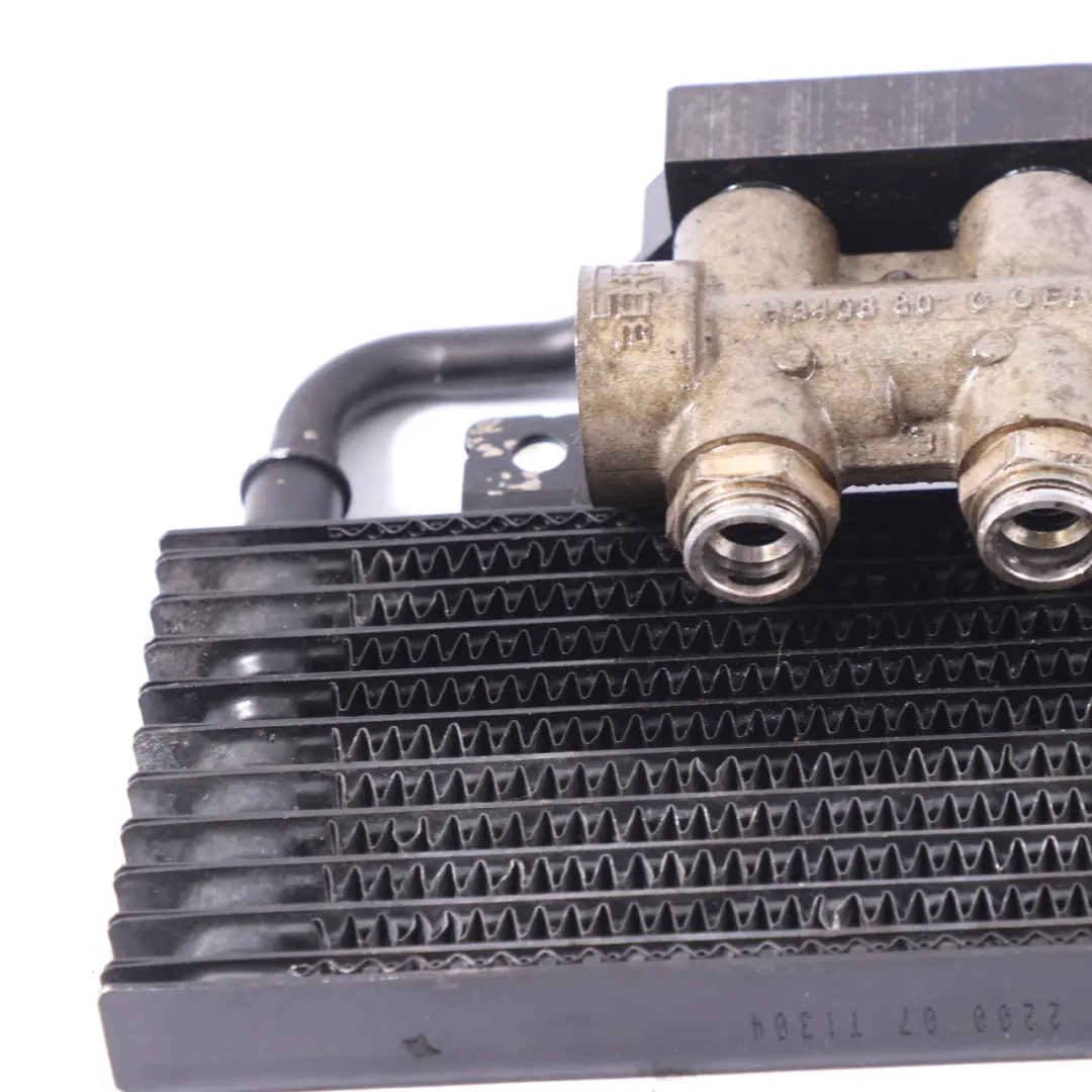 Ölkühler Kühler Automatik Getriebe für Mercedes W221 mit Teilenummer A2215002200 Mercedes W221 Ölkühler Kühler Automatik Getriebe - SKU A2215002200 - Teilenummer A2215002200