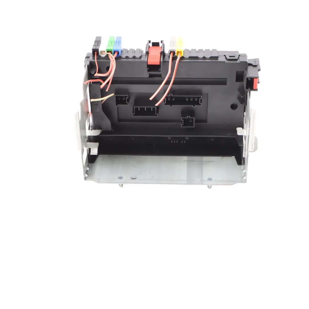 Fuse Box Control Unit SAM Module Relay to Mercedes W221 with Part number A2215405950 Mercedes W221 Fuse Box Control Unit SAM Module Relay - SKU A2215405950 - Part number A2215405950