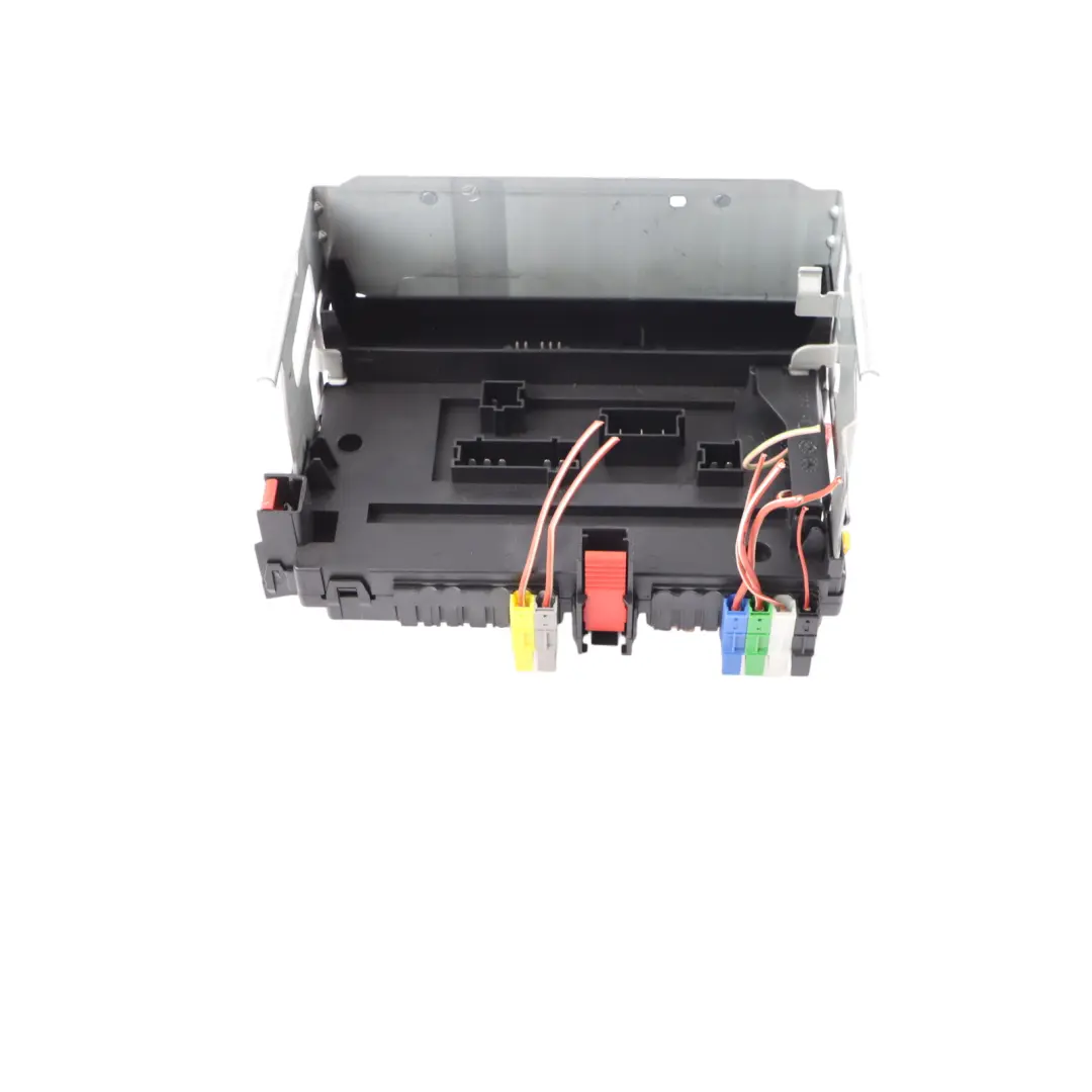 Fuse Box Control Unit SAM Module Relay to Mercedes W221 with Part number A2215405950 Mercedes W221 Fuse Box Control Unit SAM Module Relay - SKU A2215405950 - Part number A2215405950