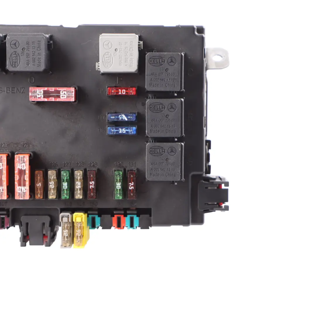 Fuse Box Control Unit SAM Module Relay to Mercedes W221 with Part number A2215405950 Mercedes W221 Fuse Box Control Unit SAM Module Relay - SKU A2215405950 - Part number A2215405950