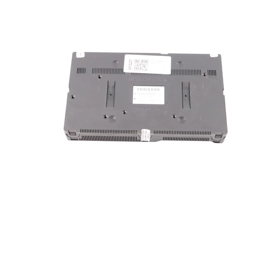 Fuse Box Control Unit SAM Module Relay to Mercedes W221 with Part number A2215408562 Mercedes W221 Fuse Box Control Unit SAM Module Relay - SKU A2215408562 - Part number A2215408562