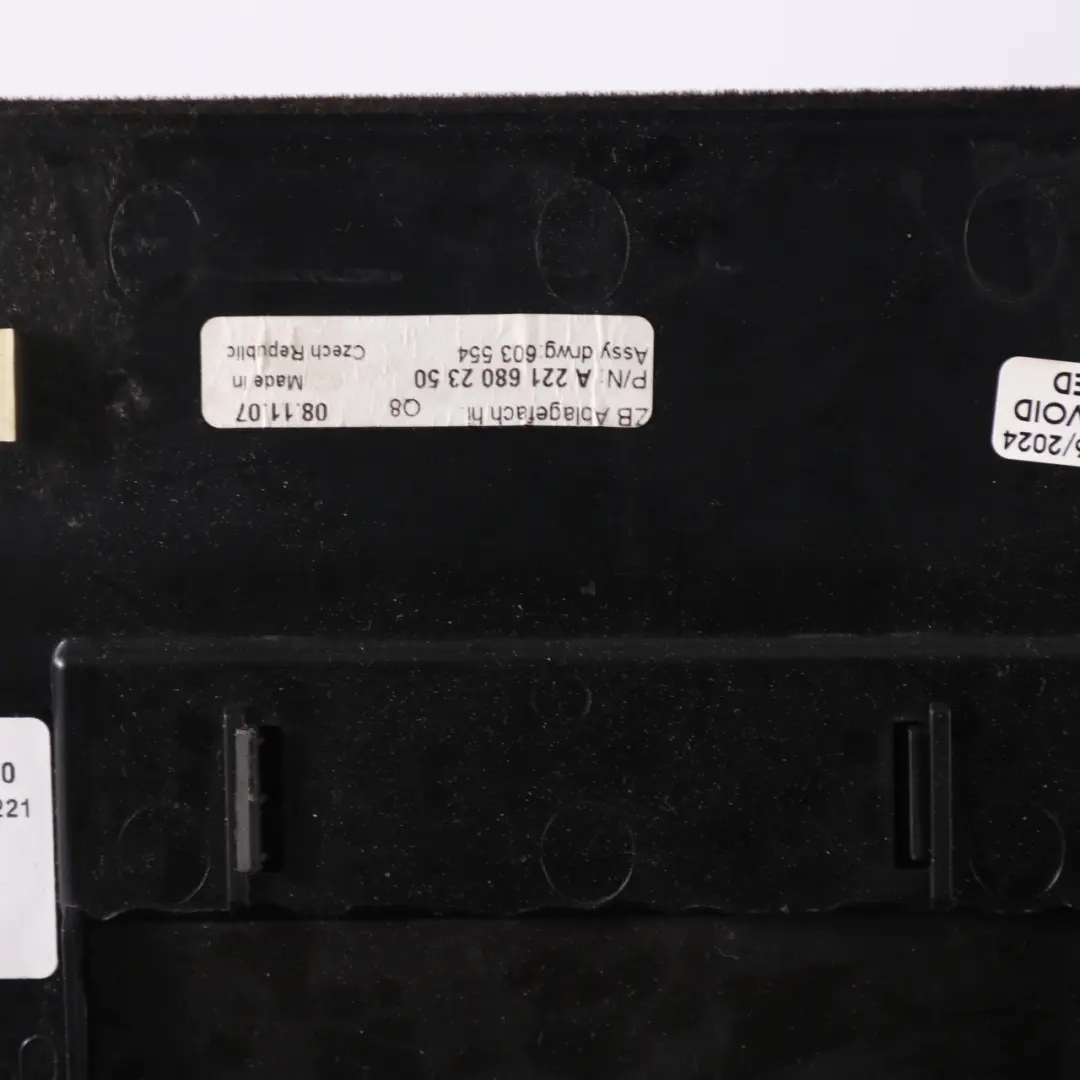 Respaldo del asiento trasero Apoyabrazos Bandeja Caja para Mercedes W221 con número de pieza A2216802350 Mercedes W221 Respaldo del asiento trasero Apoyabrazos Bandeja Caja - SKU A2216802350 - Número de pieza A2216802350