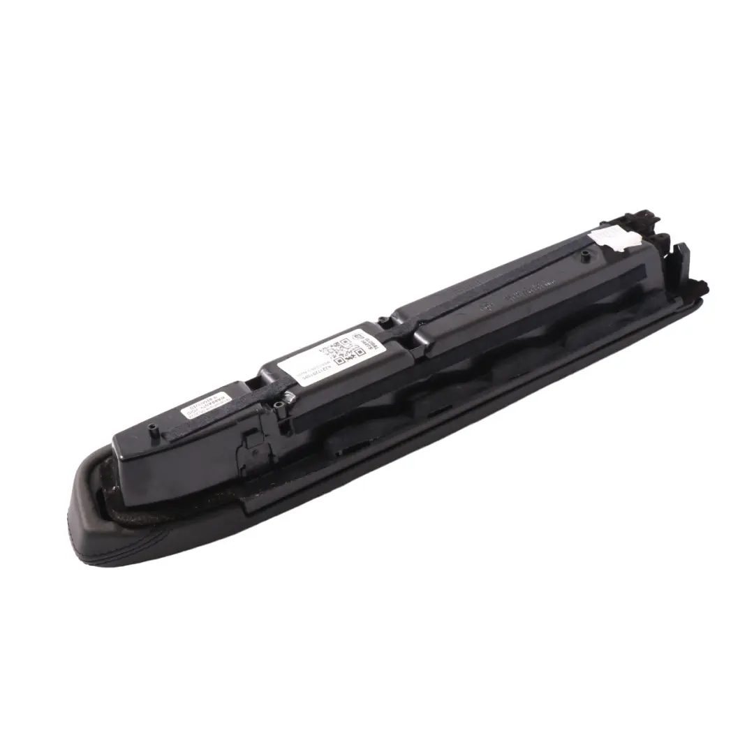 Mercedes W221 Accoudoir de carte de porte avant gauche Compartiment Cuir noir - SKU A2217201595 - Numéro de pièce A2217201595