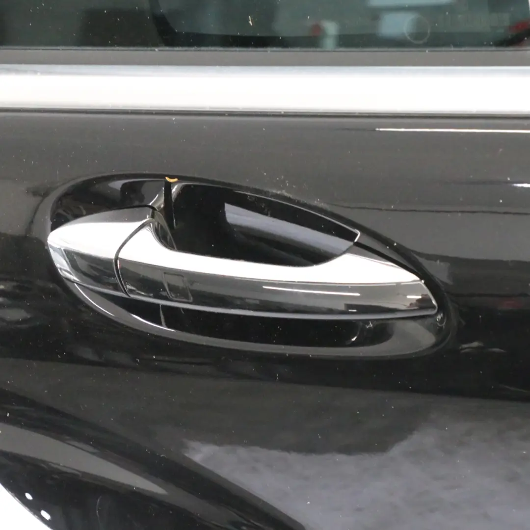 Mercedes W221 Puerta Trasera Larga Derecha Cubre Puerta Pintado Negro - SKU A2217300605-BLK - Número de pieza A2217300605