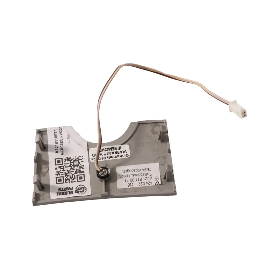 Innenraum Rückspiegel Dach Licht Abdeckung Trim Grau für Mercedes W221 mit Teilenummer A2218110071 Mercedes W221 Innenraum Rückspiegel Dach Licht Abdeckung Trim Grau - SKU A2218110071-1 - Teilenummer A2218110071
