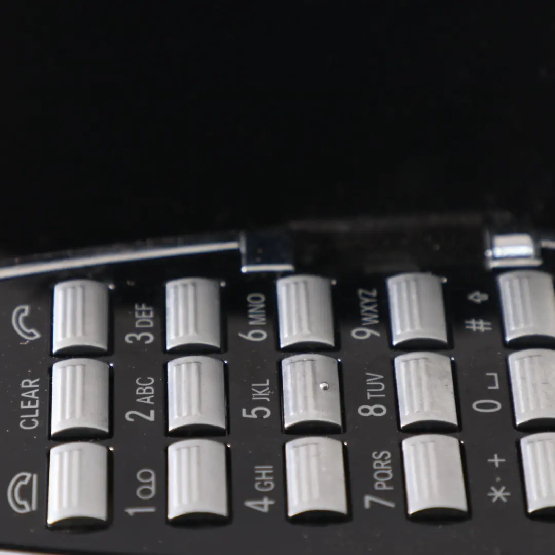Mercedes W221 console centrale téléphone clavier unité de contrôle - SKU A2218230050-1 - Numéro de pièce A2218230050