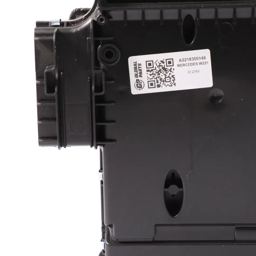Toma de aire bajo asiento Conducto delantero izquierdo para Mercedes W221 con número de pieza A2218300146 Mercedes W221 Toma de aire bajo asiento Conducto delantero izquierdo - SKU A2218300146 - Número de pieza A2218300146