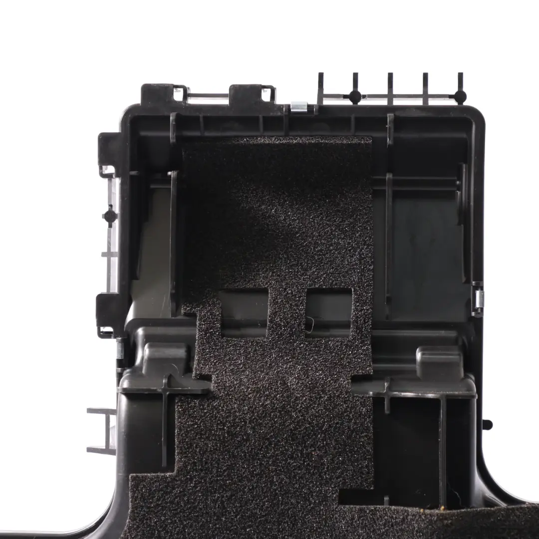 Mercedes W221 Toma de aire bajo asiento Conducto delantero izquierdo - SKU A2218300146 - Número de pieza A2218300146