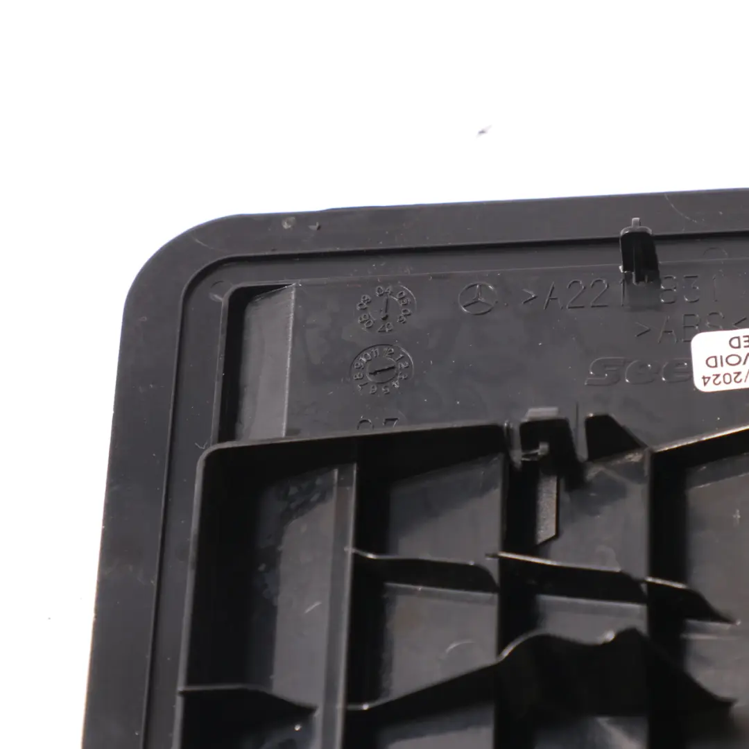 Ventilation Grille Mercedes W221 Rear Left N/S Bottom Air Vent - SKU A2218310136 - Part number A2218310136