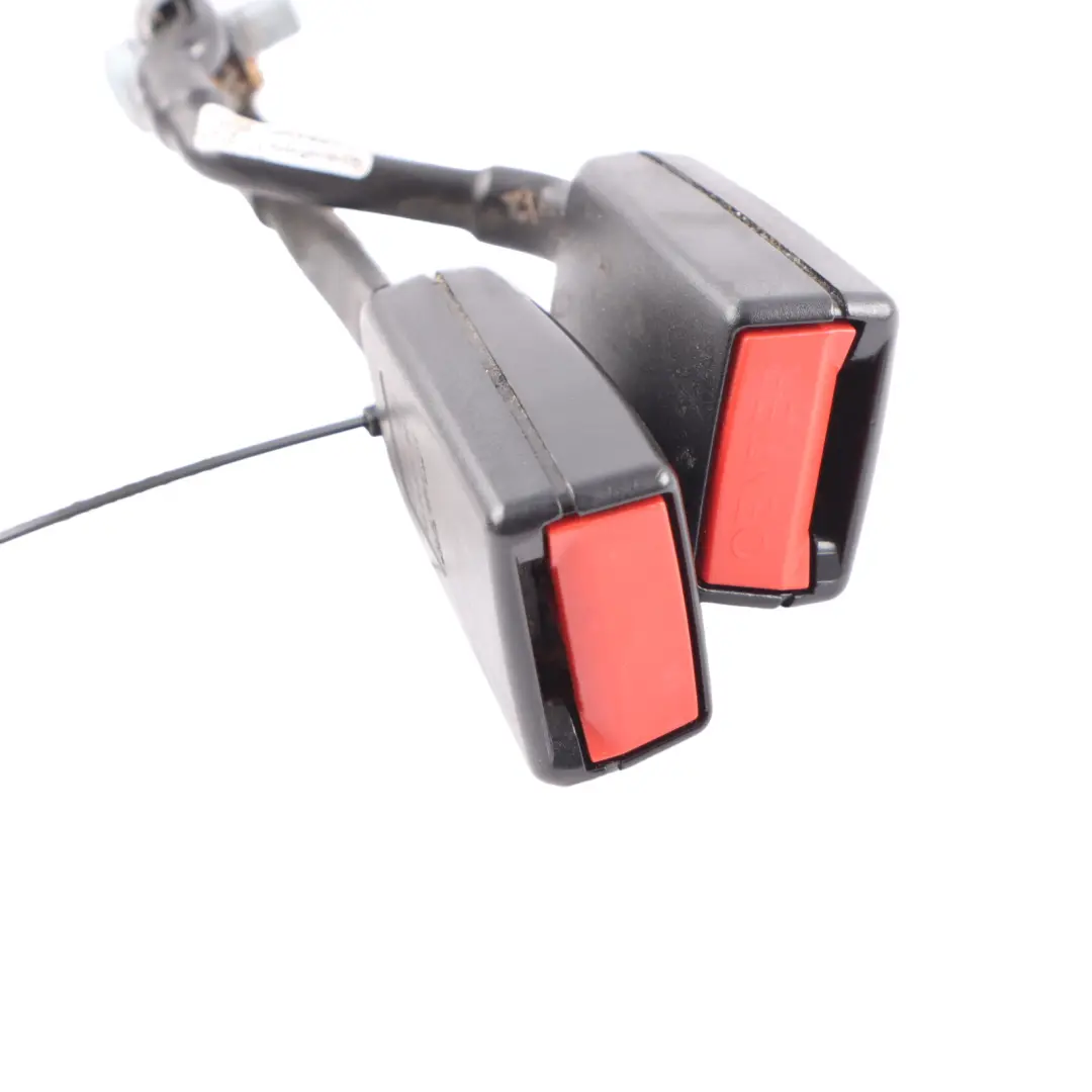 Boucle Ceinture Sécurité Arrière Centrale Droite Noire pour Mercedes W221 à propos du numéro de pièce A2218600269 Mercedes W221 Boucle Ceinture Sécurité Arrière Centrale Droite Noire - SKU A2218600269-1 - Numéro de pièce A2218600269