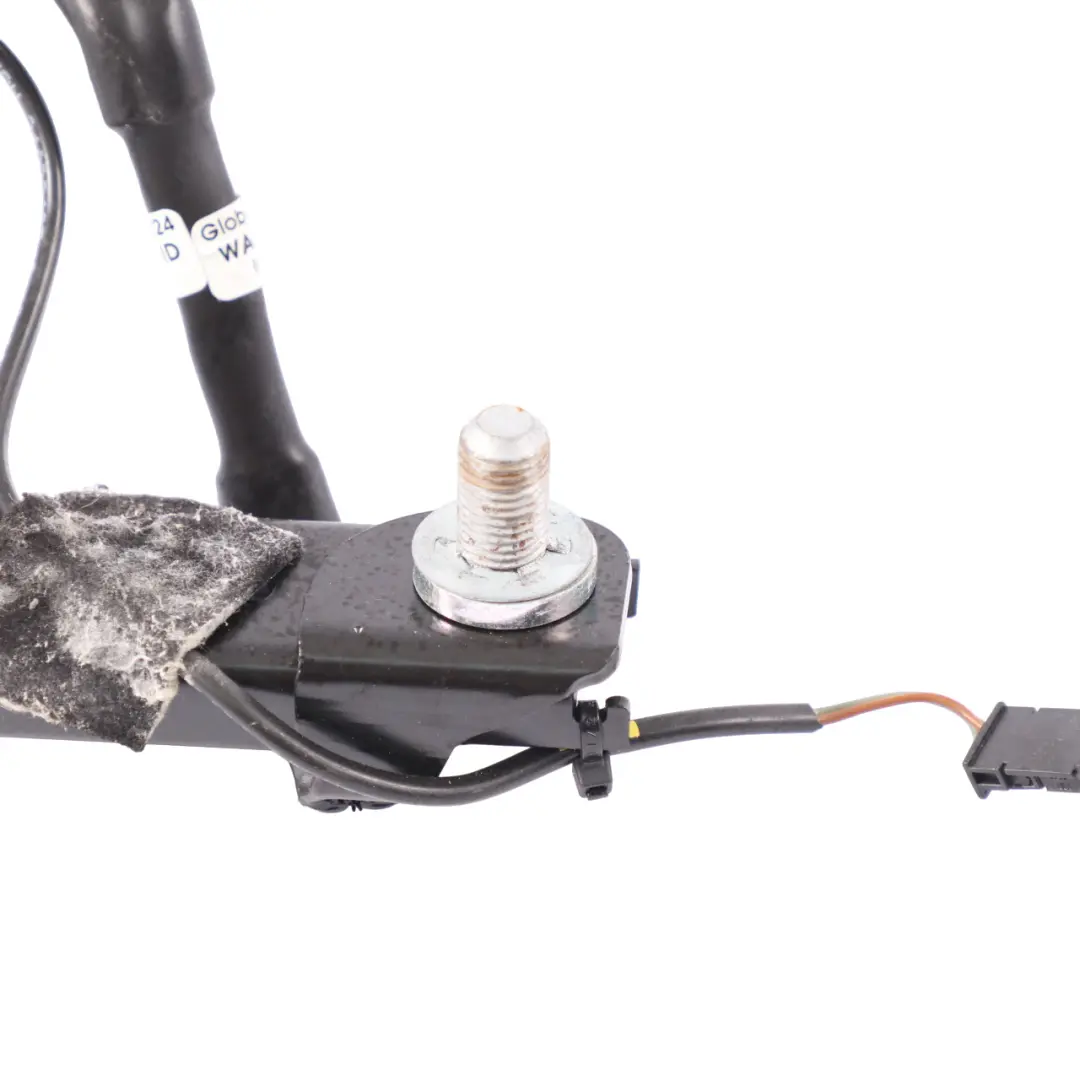 Fibbia cintura sicurezza doppia posteriore destra per Mercedes W221 con numero di parte A2218602269 Mercedes W221 Fibbia cintura sicurezza doppia posteriore destra - SKU A2218602269 - Numero di parte A2218602269